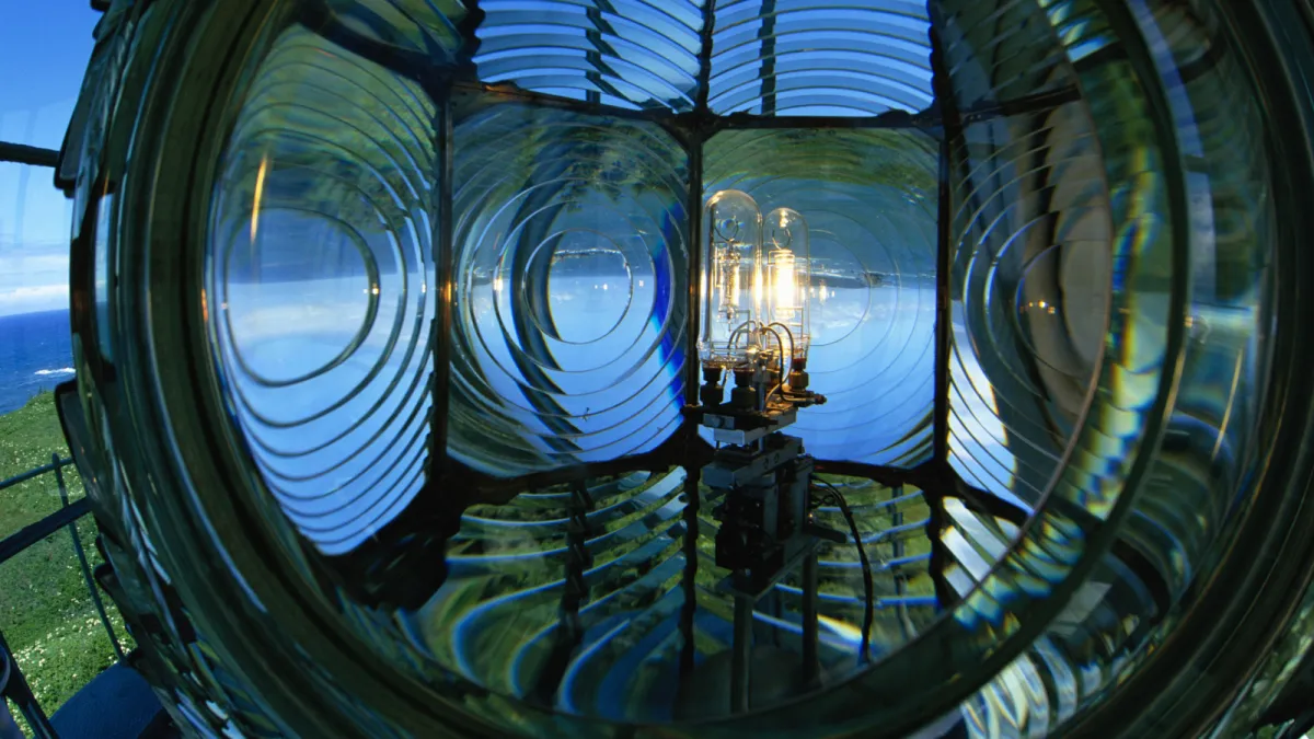Fresnel lens
